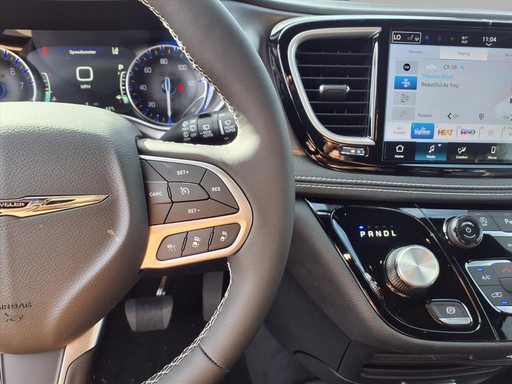 new 2026 Chrysler Pacifica car, priced at $51,280