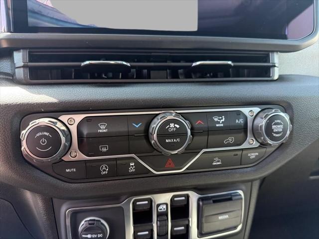 new 2025 Jeep Wrangler car, priced at $51,995