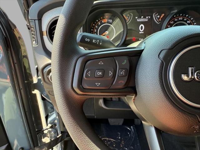 new 2025 Jeep Wrangler car, priced at $51,995