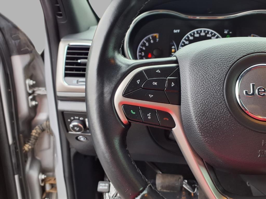 used 2020 Jeep Grand Cherokee car, priced at $21,118