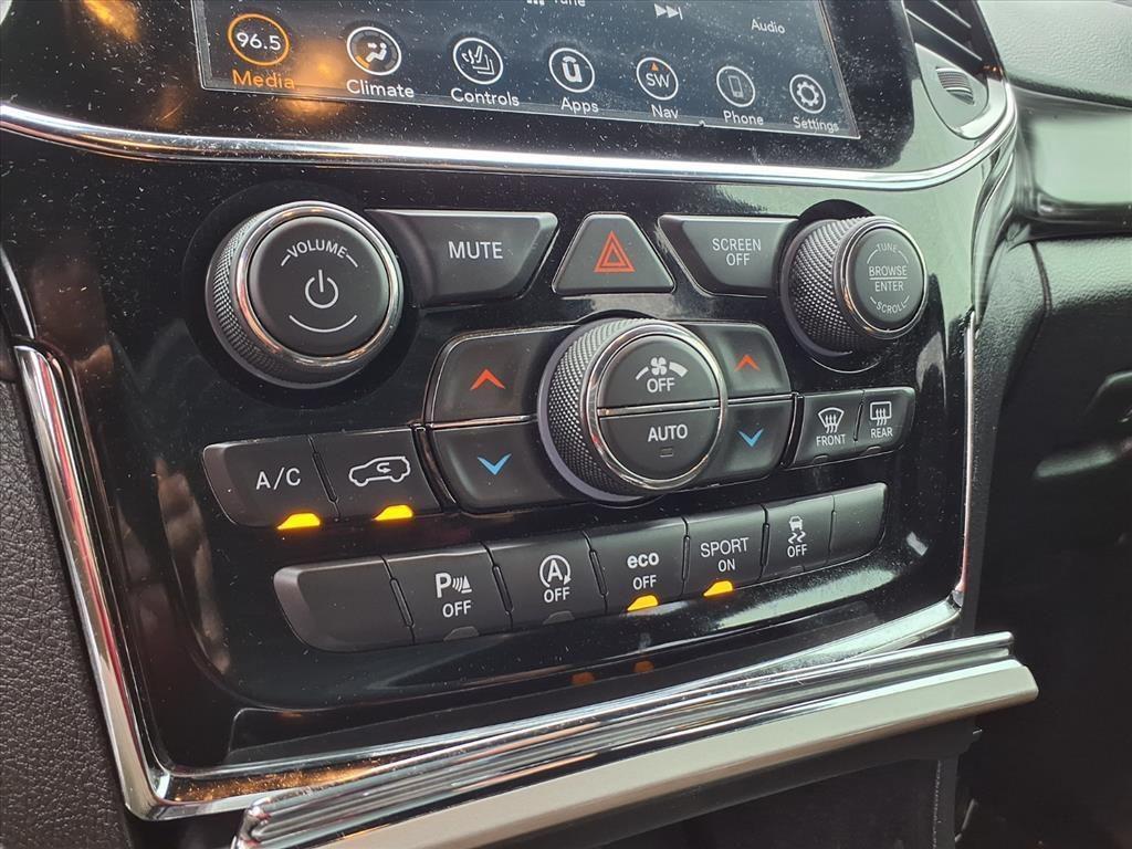 used 2020 Jeep Grand Cherokee car, priced at $21,118