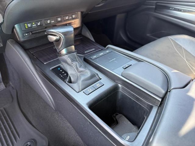 used 2021 Lexus ES 300h car, priced at $29,438
