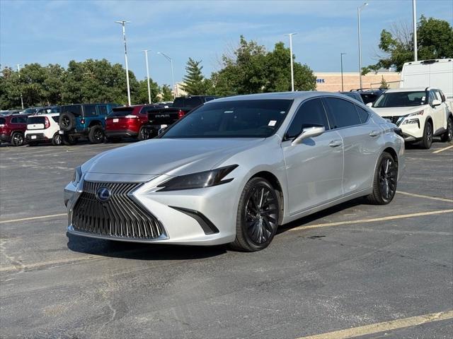 used 2021 Lexus ES 300h car, priced at $29,438