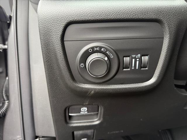 new 2025 Jeep Grand Cherokee car, priced at $40,893