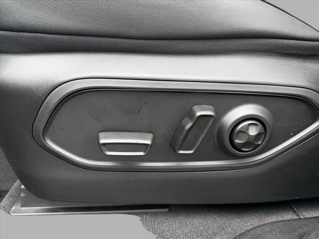 new 2025 Jeep Grand Cherokee car, priced at $40,893
