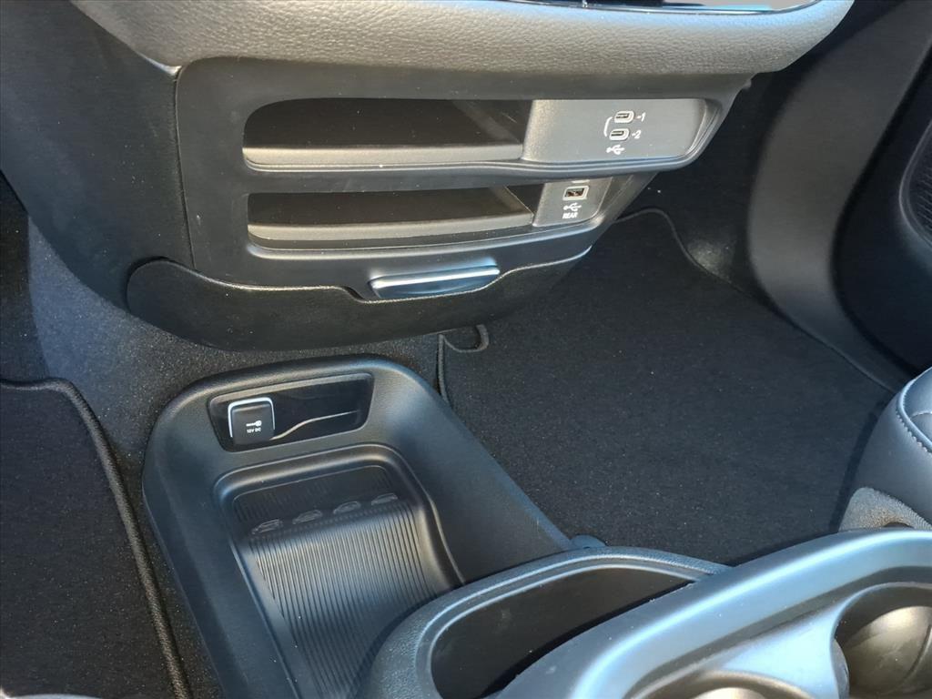 new 2026 Chrysler Pacifica car, priced at $45,378