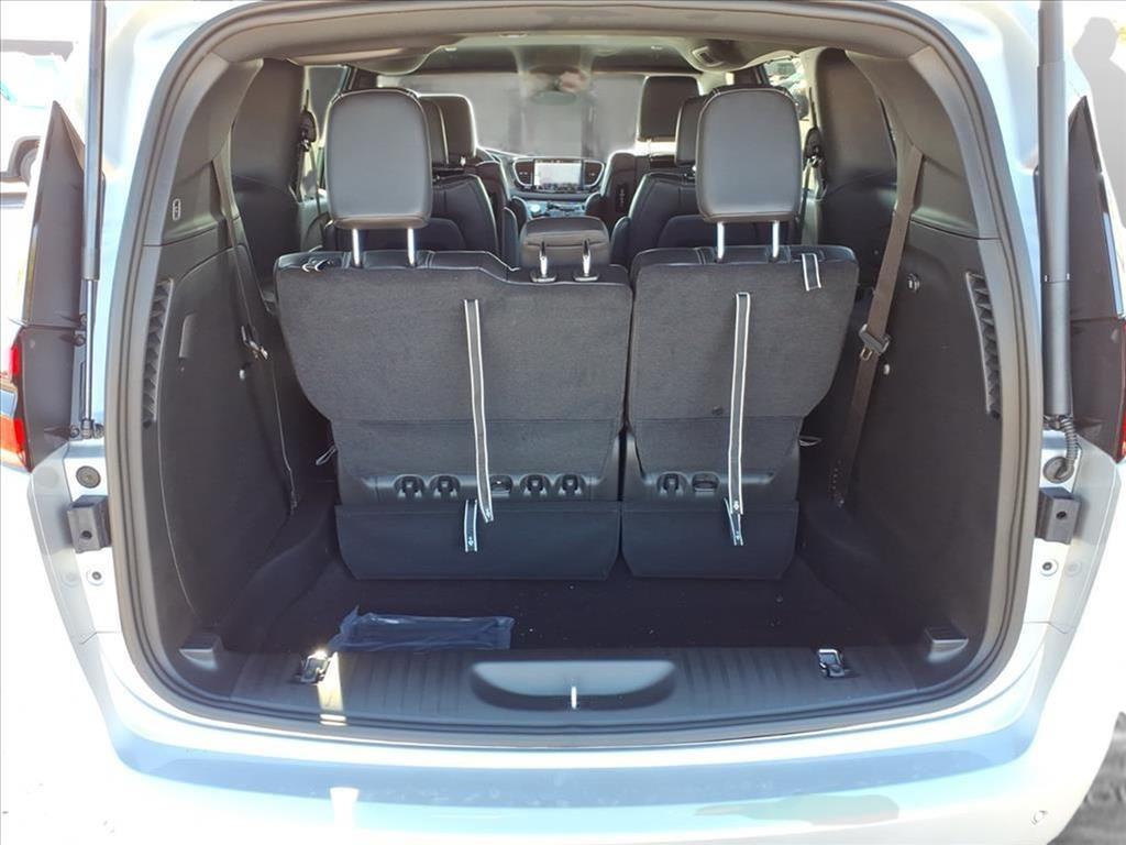 new 2026 Chrysler Pacifica car, priced at $45,378