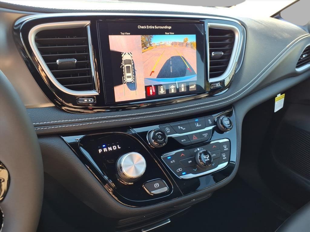 new 2026 Chrysler Pacifica car, priced at $45,378
