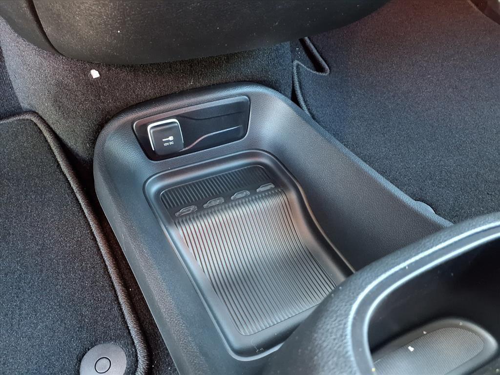 new 2026 Chrysler Pacifica car, priced at $39,625