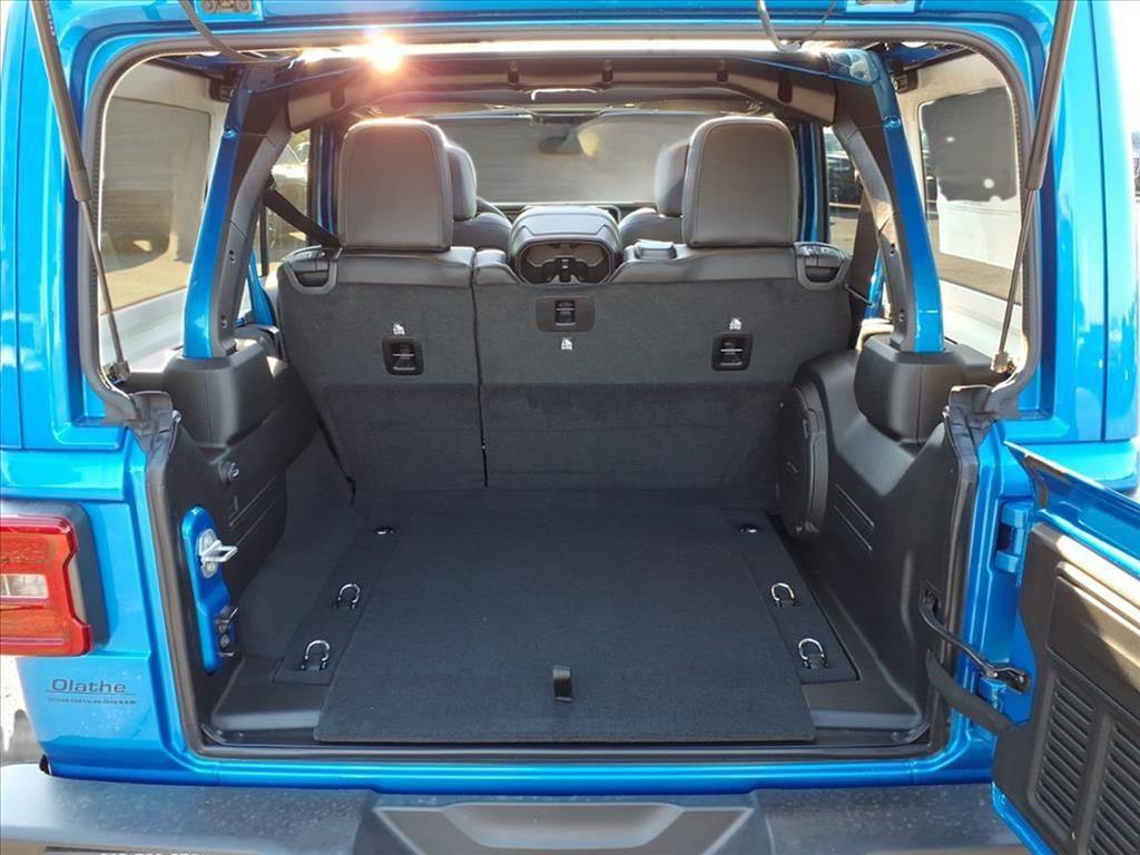 new 2025 Jeep Wrangler car, priced at $50,207