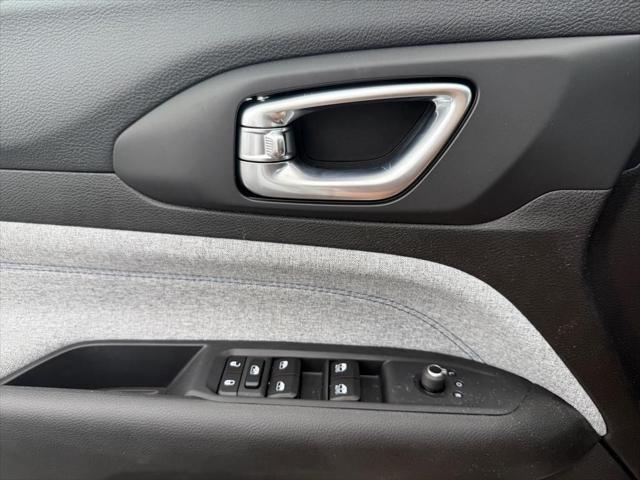 new 2025 Jeep Compass car, priced at $27,995