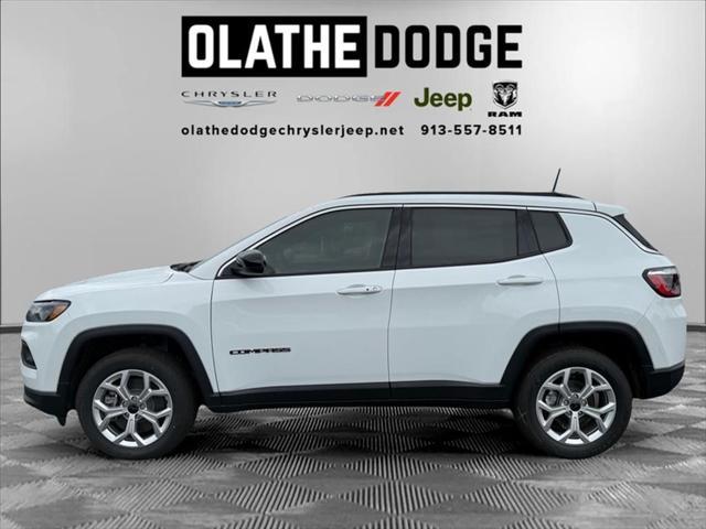 new 2025 Jeep Compass car, priced at $27,995