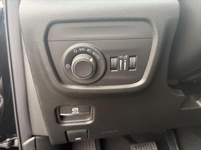 new 2025 Jeep Grand Cherokee L car, priced at $43,562