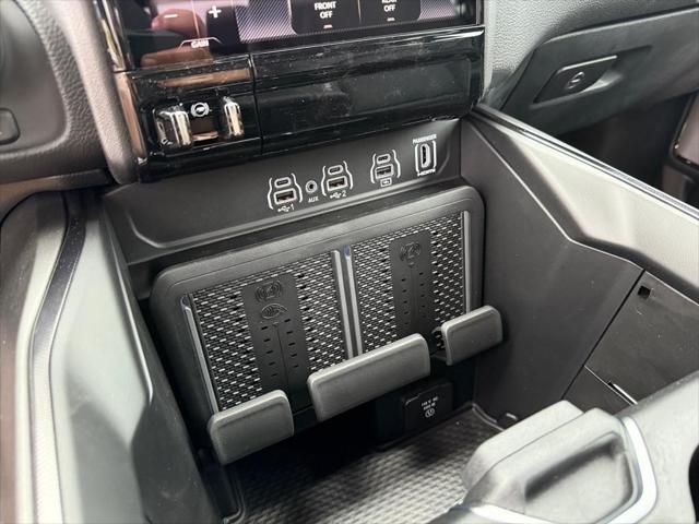 new 2025 Ram 1500 car, priced at $61,995