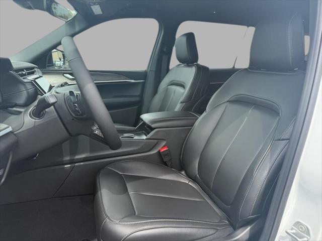 new 2025 Jeep Grand Cherokee L car, priced at $40,900