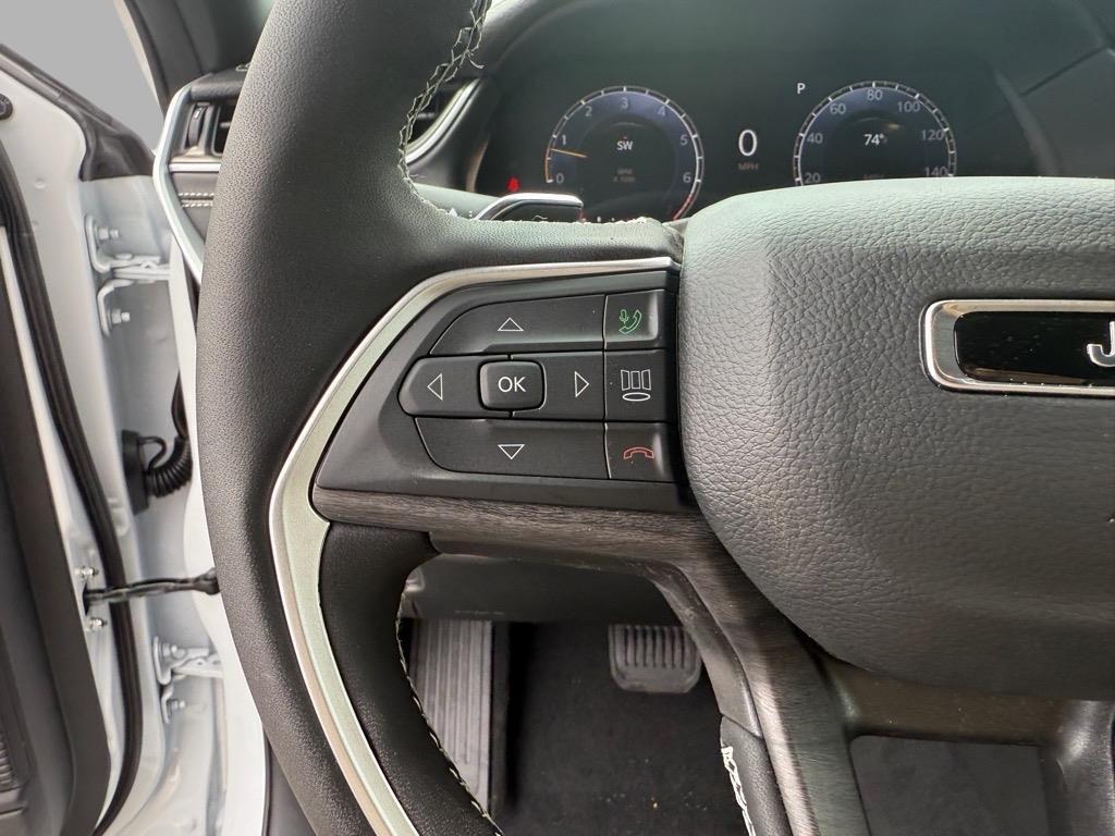 new 2025 Jeep Grand Cherokee L car, priced at $40,162