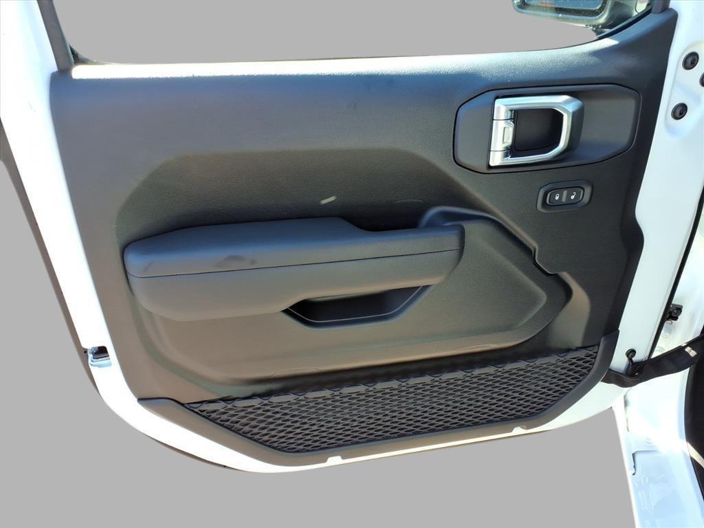 new 2026 Jeep Wrangler car, priced at $35,742