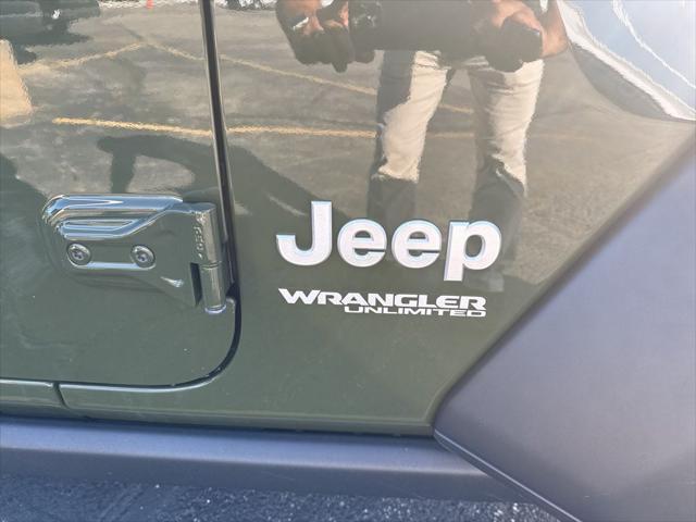 used 2021 Jeep Wrangler Unlimited car, priced at $32,738