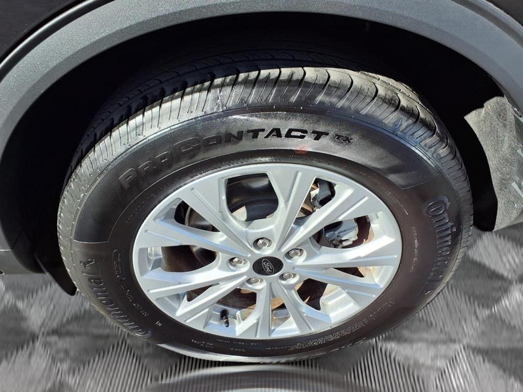 used 2024 Ford Escape car, priced at $22,495