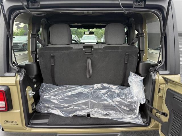 new 2025 Jeep Wrangler car, priced at $32,751