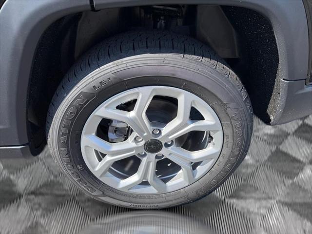 new 2025 Jeep Compass car, priced at $28,900