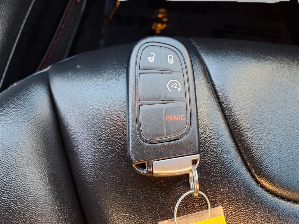 used 2020 Jeep Cherokee car, priced at $23,444