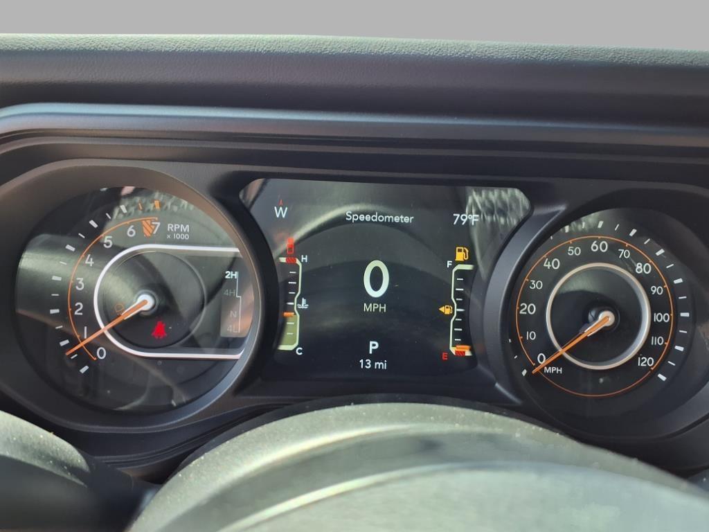 new 2025 Jeep Gladiator car, priced at $41,474