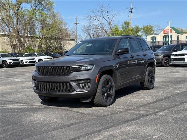 new 2025 Jeep Grand Cherokee car, priced at $40,896