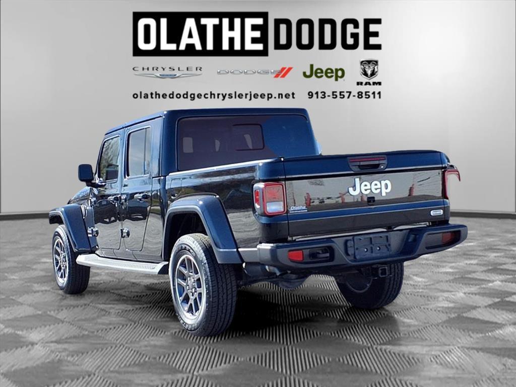 used 2020 Jeep Gladiator car, priced at $23,409