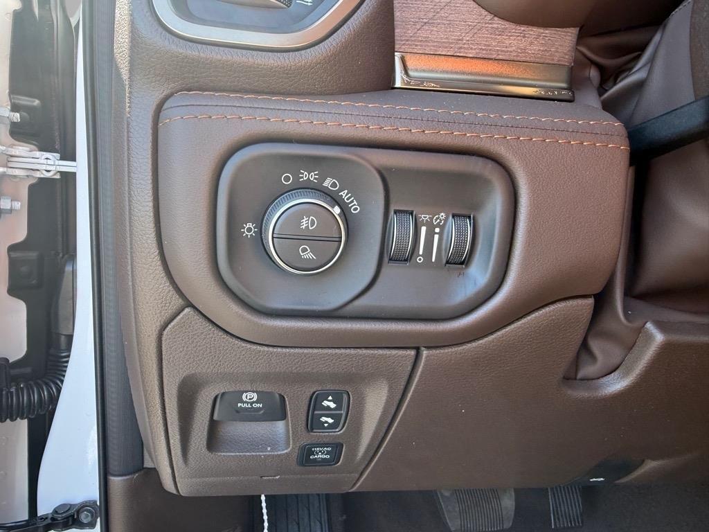 new 2025 Ram 1500 car, priced at $71,650