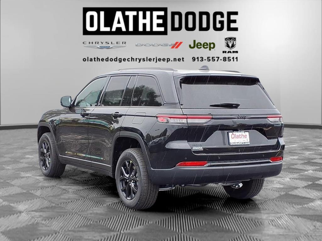 new 2025 Jeep Grand Cherokee car, priced at $39,609