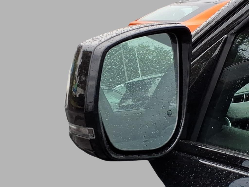 new 2025 Jeep Grand Cherokee car, priced at $39,609