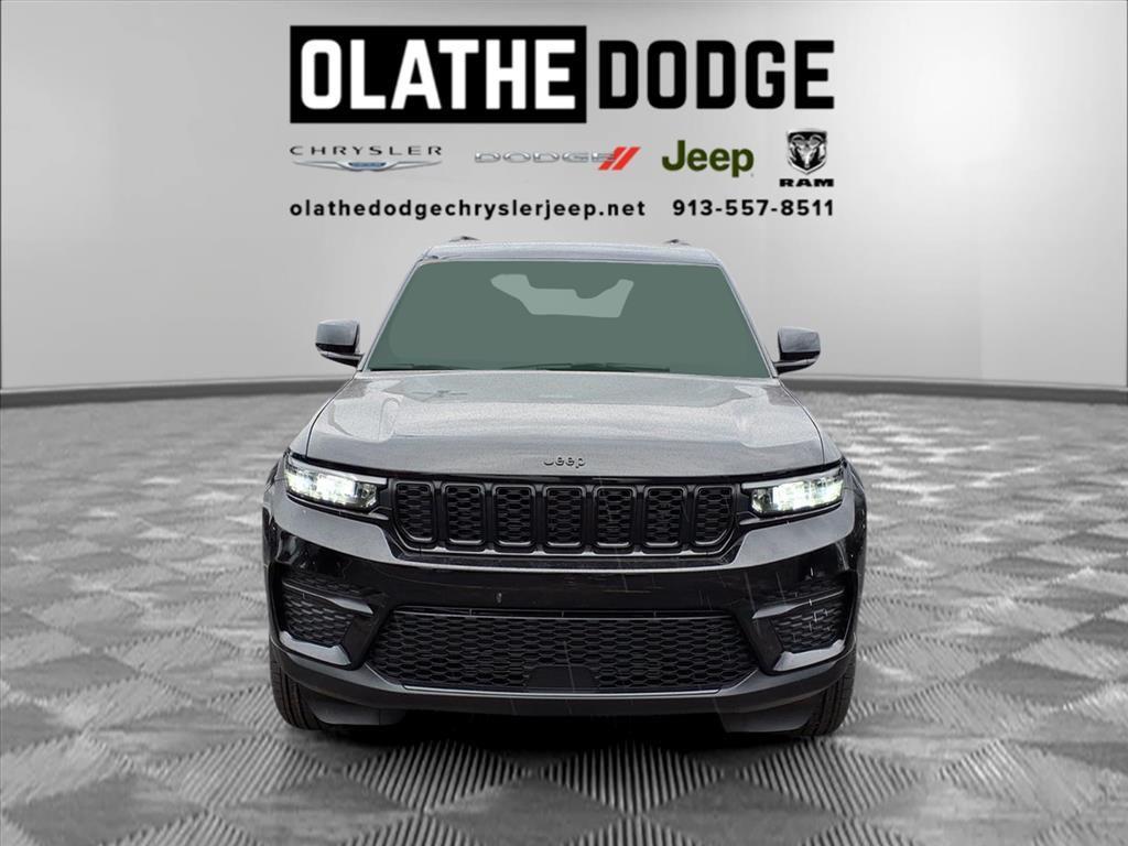 new 2025 Jeep Grand Cherokee car, priced at $39,609