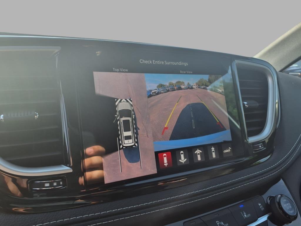 new 2026 Chrysler Pacifica car, priced at $37,400