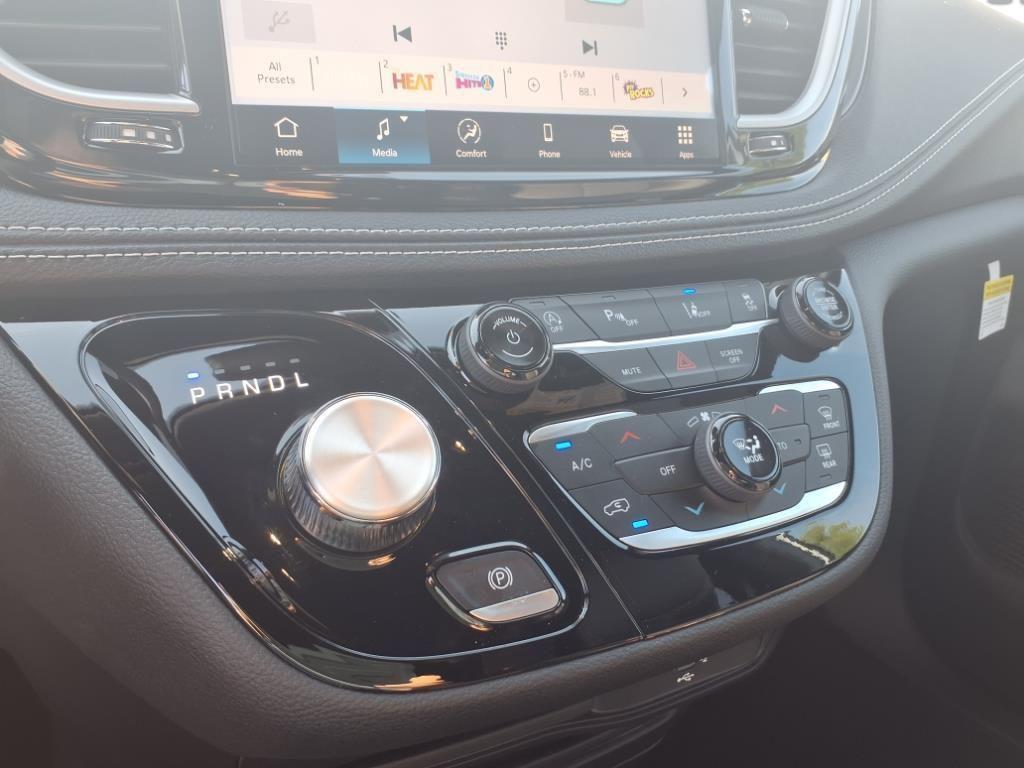 new 2026 Chrysler Pacifica car, priced at $37,400