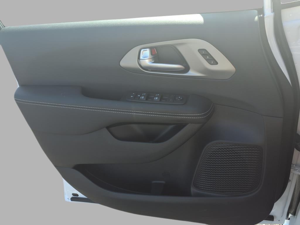 new 2026 Chrysler Pacifica car, priced at $37,400