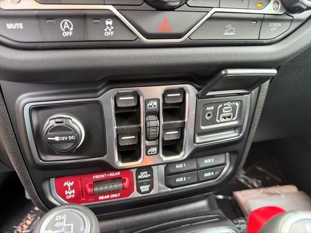 new 2025 Jeep Gladiator car, priced at $49,733