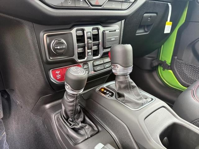 new 2025 Jeep Gladiator car, priced at $49,733