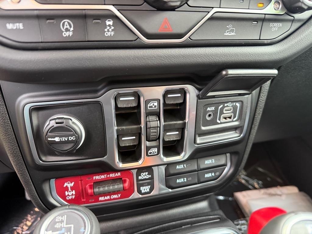 new 2025 Jeep Gladiator car, priced at $50,858
