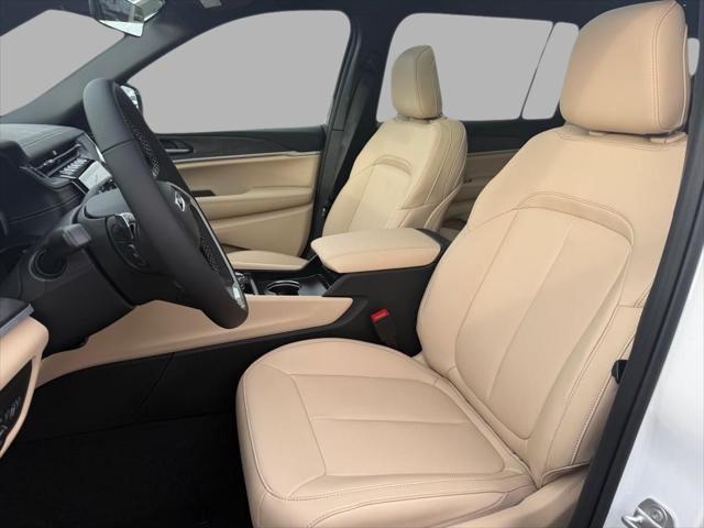 new 2025 Jeep Grand Cherokee L car, priced at $50,274