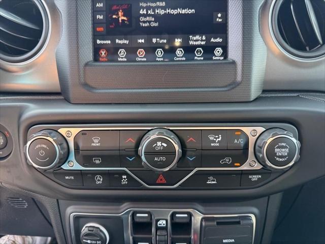 used 2021 Jeep Gladiator car, priced at $30,400