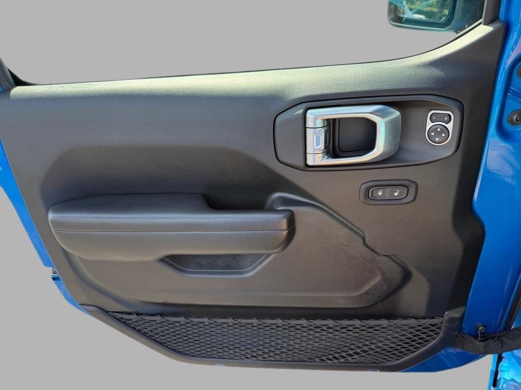 used 2021 Jeep Gladiator car, priced at $30,550
