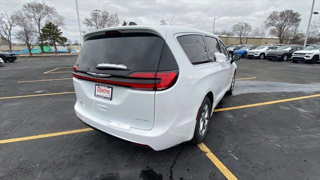 new 2024 Chrysler Pacifica car, priced at $44,415