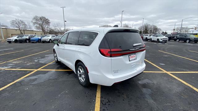 new 2024 Chrysler Pacifica car, priced at $44,415