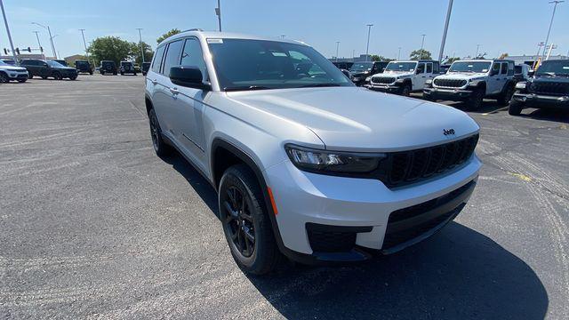 new 2024 Jeep Grand Cherokee L car, priced at $39,530