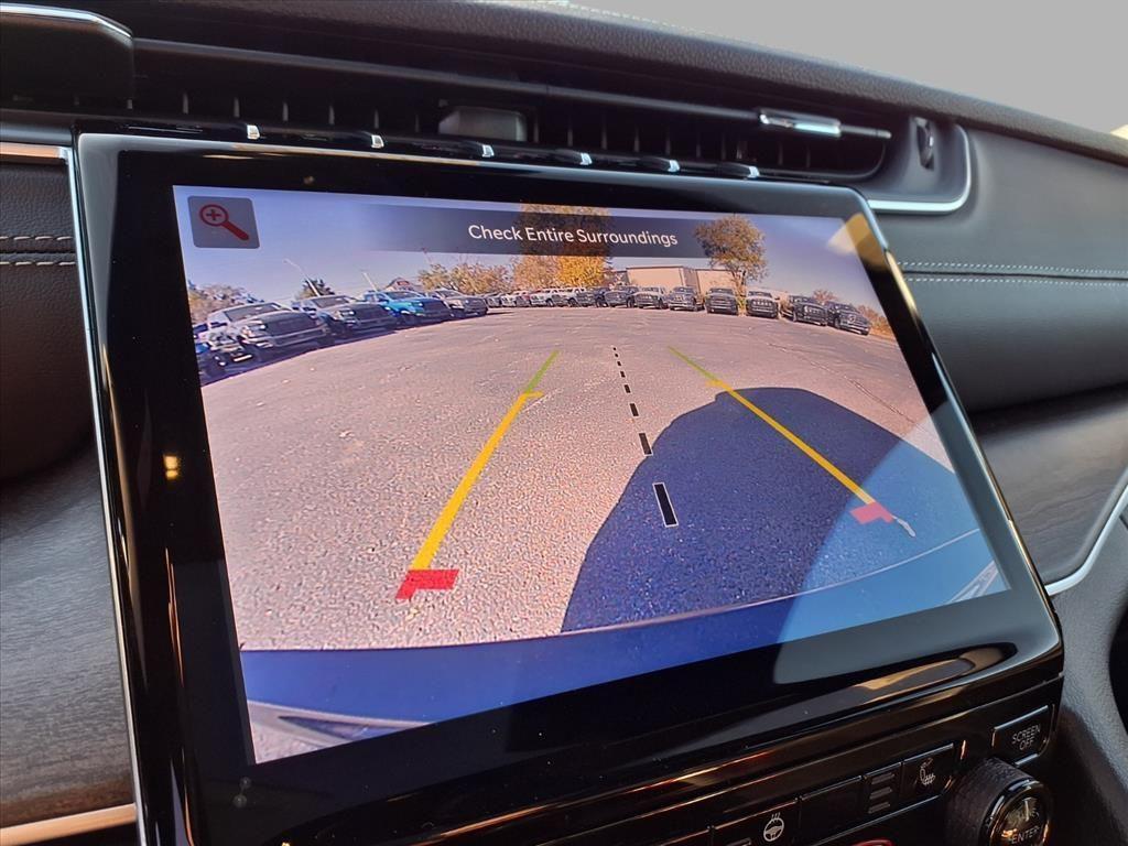 new 2025 Jeep Grand Cherokee L car, priced at $50,924