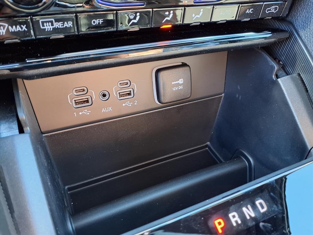 new 2025 Jeep Grand Cherokee L car, priced at $50,924