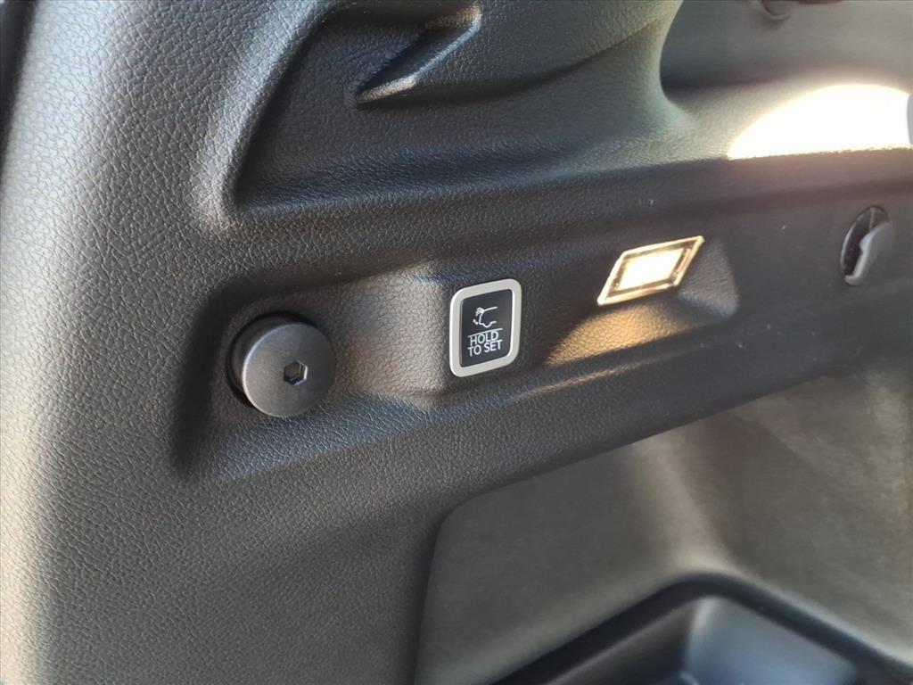 new 2025 Jeep Grand Cherokee L car, priced at $48,369