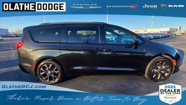 used 2020 Chrysler Pacifica car, priced at $21,995