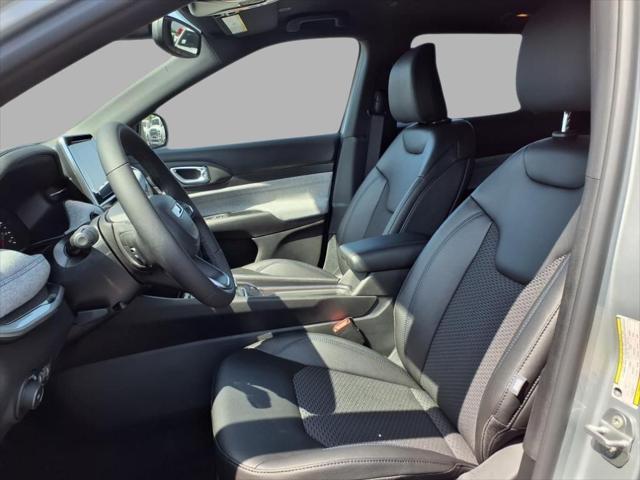 new 2025 Jeep Compass car, priced at $29,900